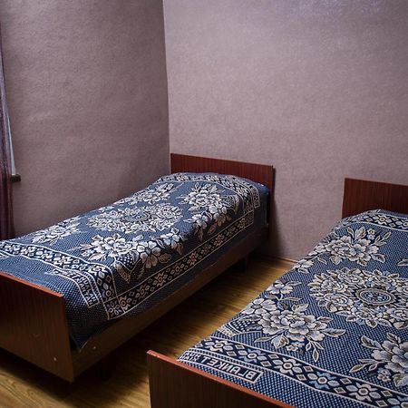 Gng Guest House Telavi Esterno foto