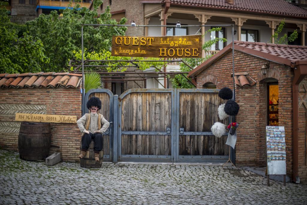 Gng Guest House Telavi Esterno foto